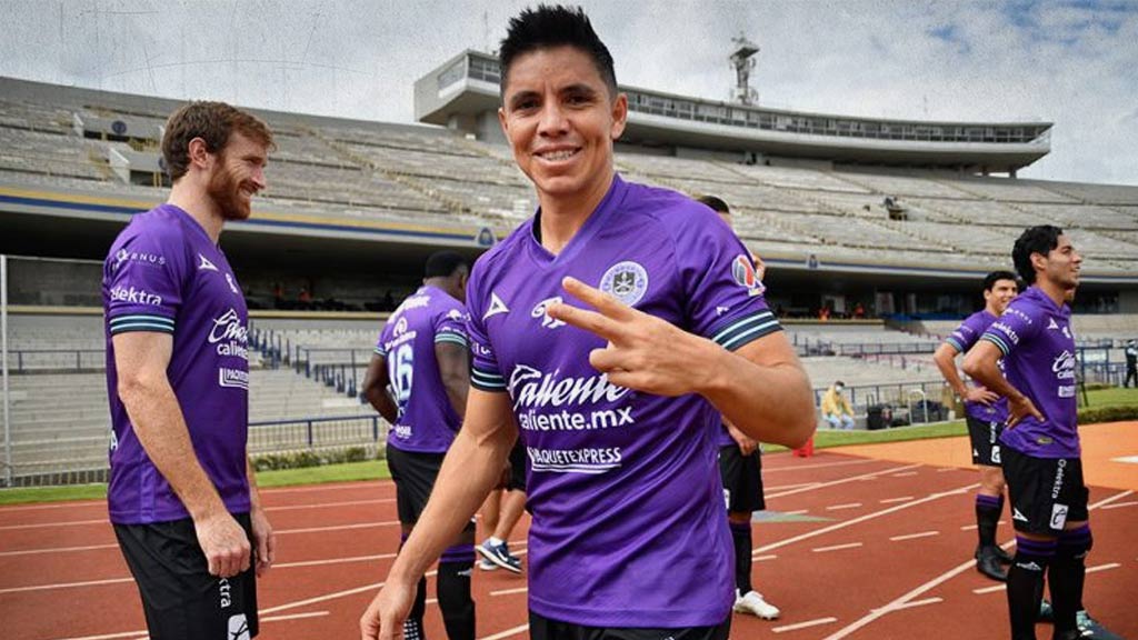 Efraín Velarde se ha ido de Mazatlán