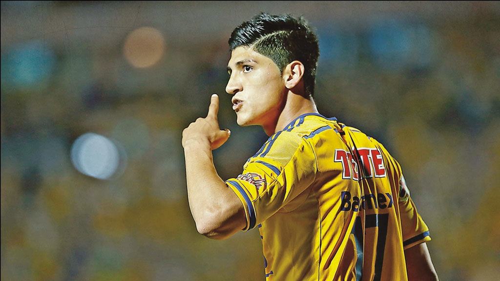Alan Pulido con Tigres UANL
