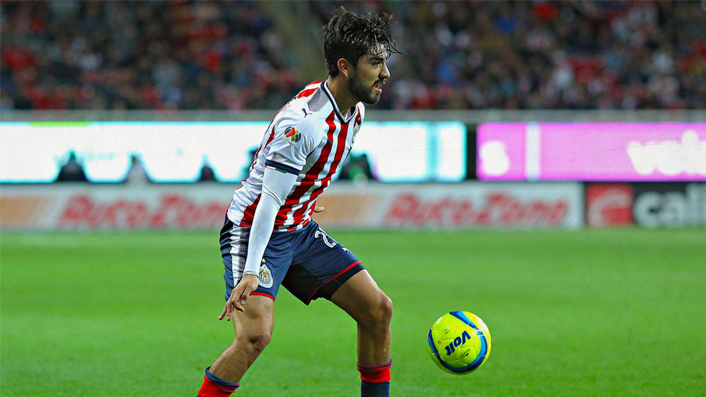 Chivas: Rodolfo Pizarro, las razones que hacen imposible su regreso