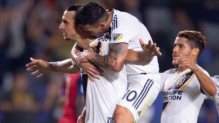 cristian-pavon-suena-para-america-estos-son-los-cracks-con-los-que-ha-jugado