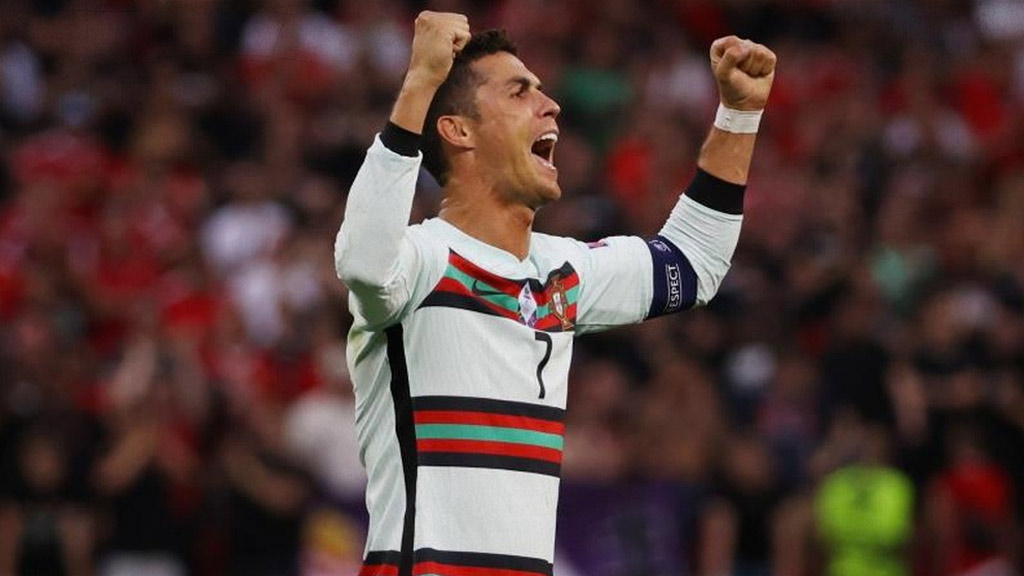 Ronaldo tomó la cima de la tabla y sigue creciendo su leyenda