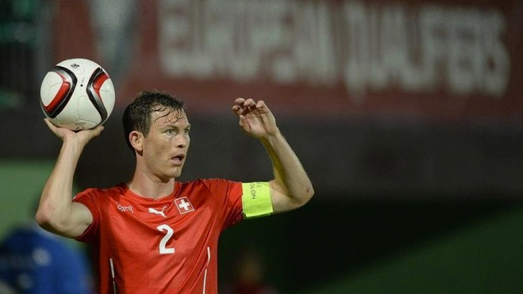 Stephan Lichtsteiner con la Selección de Suiza como capitán 