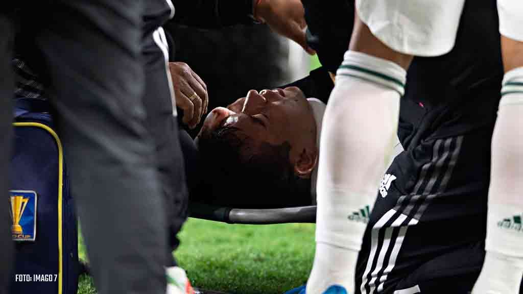 Chucky Lozano: Su estado de salud tras el golpe recibido en Copa Oro con la Selección Mexicana