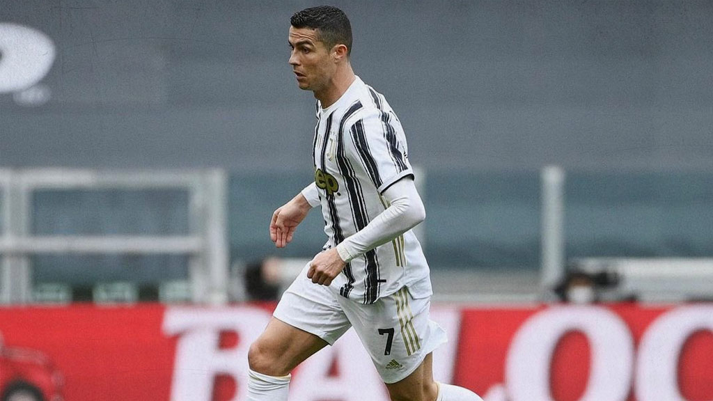 Cristiano Ronaldo baja su sueldo para mantenerse en la Juventus