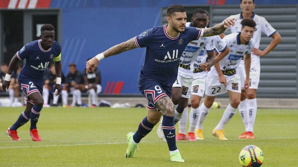 Mauro Icardi, delantero del poderoso PSG francés 