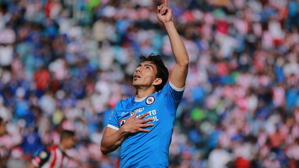 Orbelín Pineda y los 10 futbolistas que se han ido de Cruz Azul a coste cero