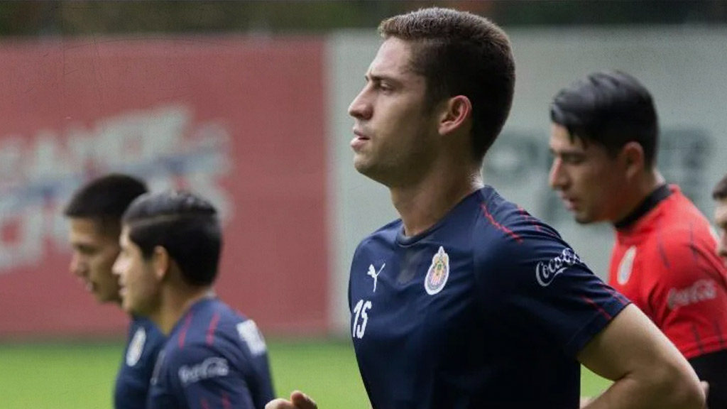 Puebla vs Chivas: Los Rojiblancos rechazaron a Santiago Ormeño, Puebla lo vendió en millones