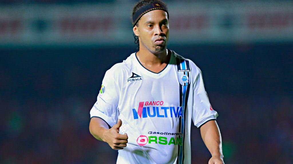 Ronaldinho, el gran lujo que se dio Gallos