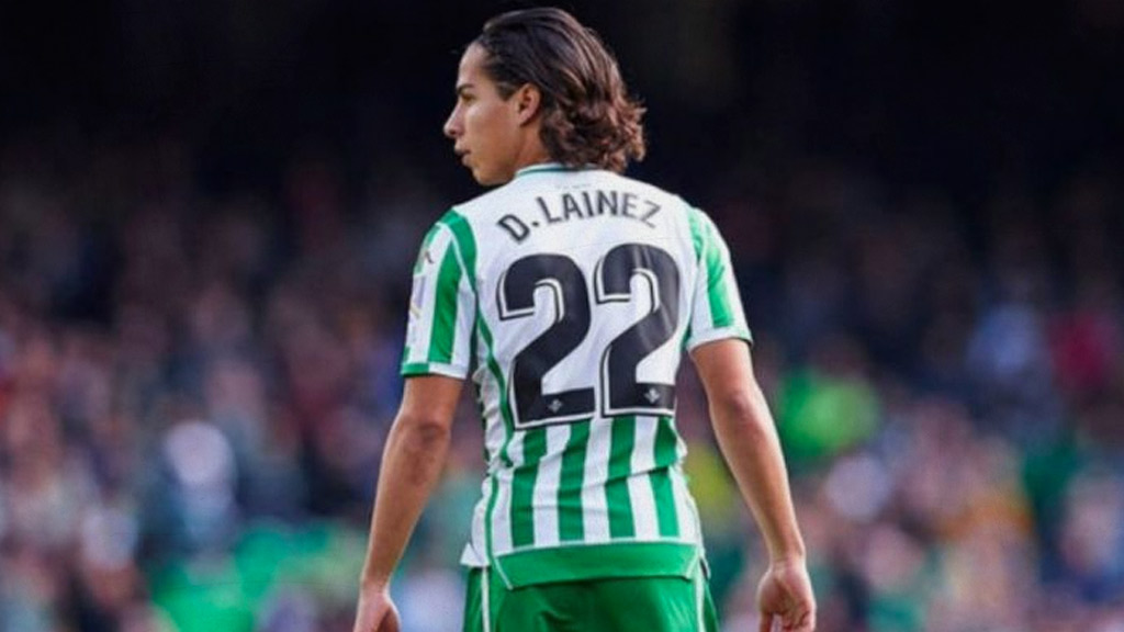 Diego Lainez sigue siendo elegible para la Europa League 2021-2022