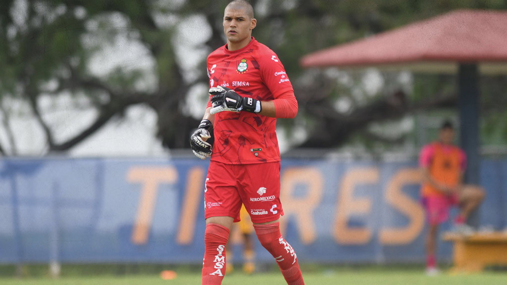 Gibrán Lajúd tendrá la oportunidad de atajar en el arco de Santos Laguna