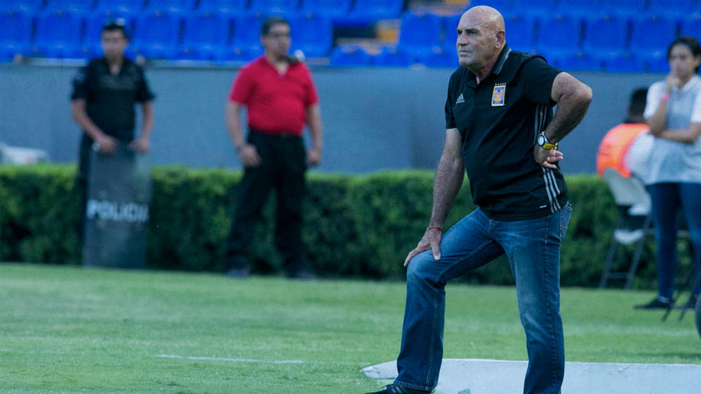 Osvaldo Batocletti, quien comenzó el proyecto de Tigres Femenil 