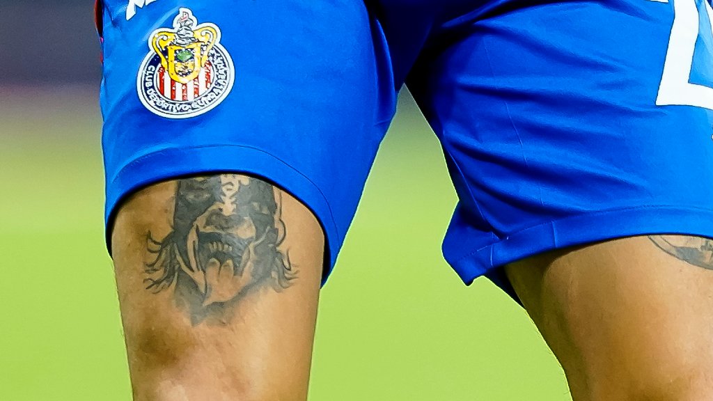 Liga MX: Los tatuajes más inusuales que hemos visto en el futbol mexicano 1