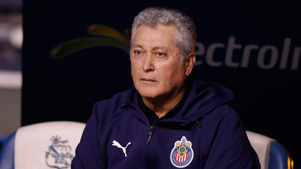 Víctor Manuel Vucetich, el contrato, salario y cláusula de salida con Chivas