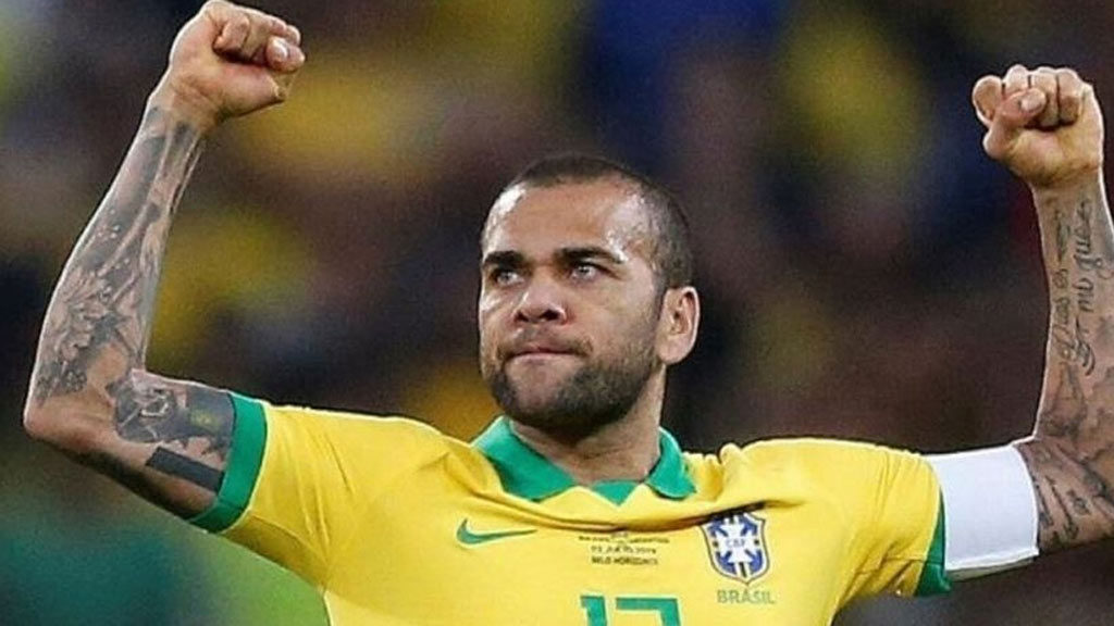 ¿Dani Alves a la Liga MX?, el brasileño tomó una decisión respecto a su carrera