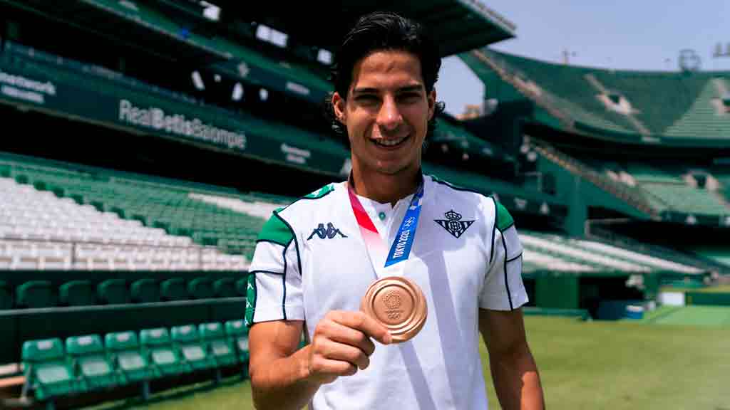 Diego Lainez: ¿Cuándo reaparecerá esta temporada con el Betis?