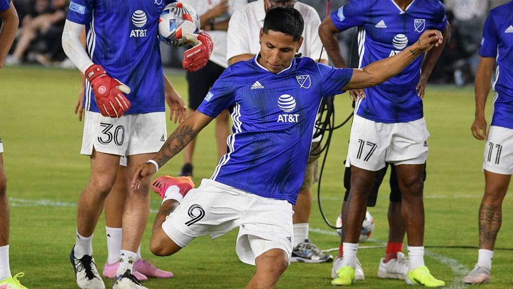 Raúl Ruidíaz, ¿Un regreso a la Liga MX a coste cero?