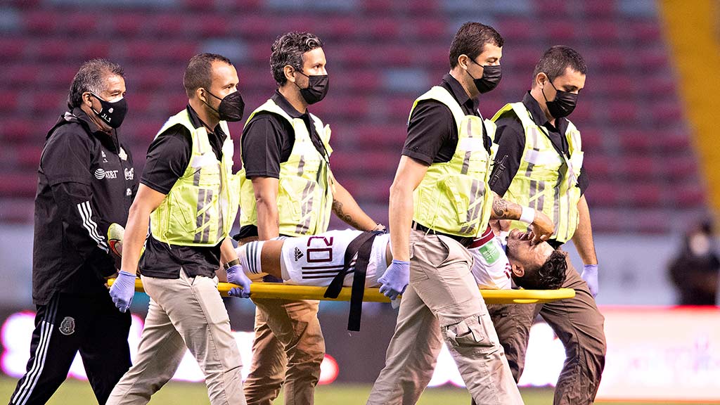 Selección Mexicana; Alexis Vega lesionado ante Costa Rica, ¿Cuál es el diagnostico inicial?