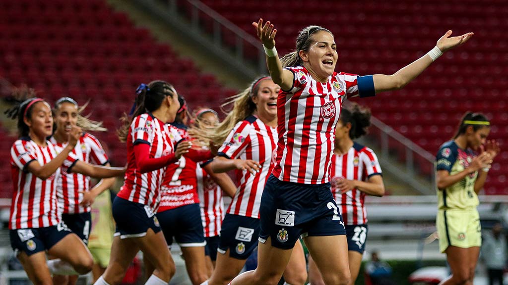 Alicia Cervantes renueva con Chivas Femenil, así sus números con el Rebaño