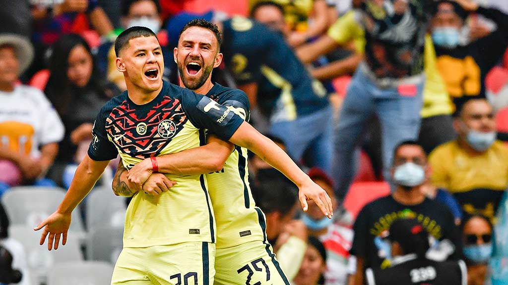 Gol de América; El 'oso' en la salida de Pumas para el primer gol del Clásico Capitalino