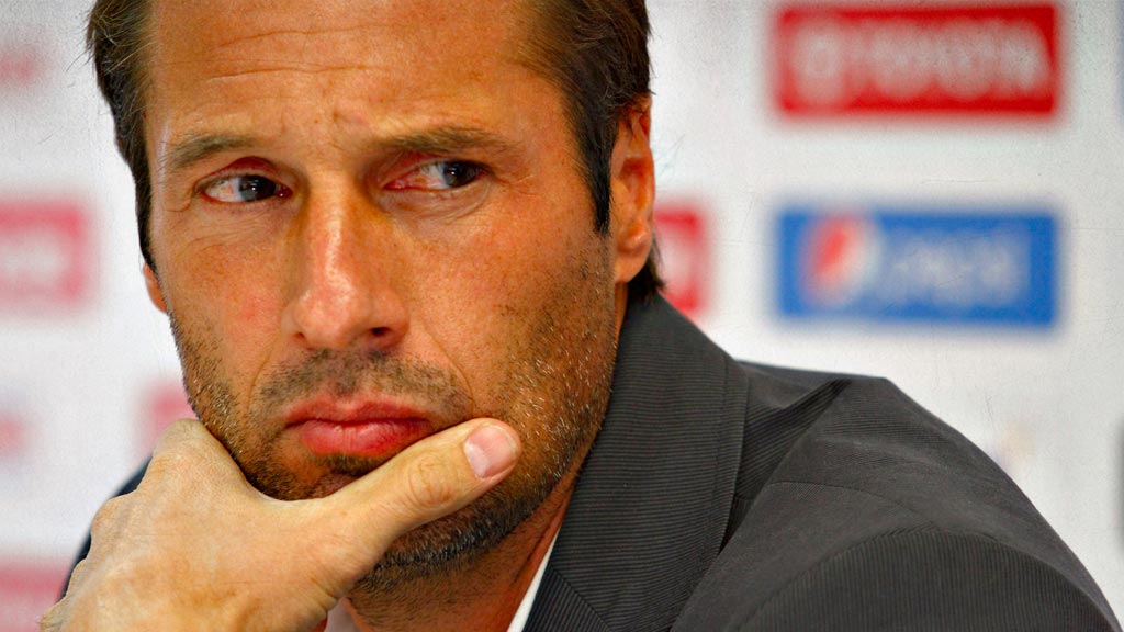 John van 't Schip podría regresar al banquillo de las Chivas de Guadalajara