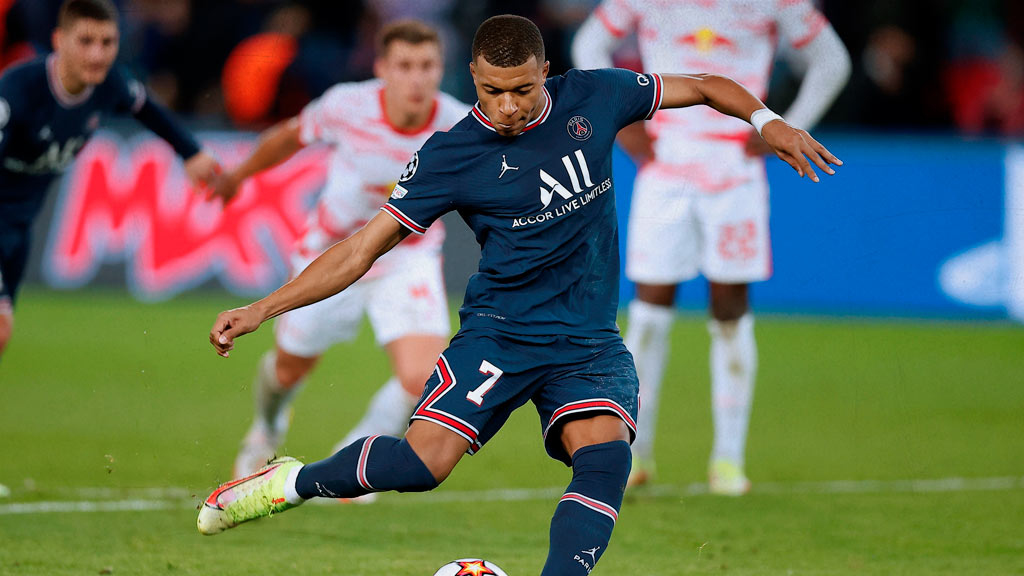 Kylian Mbappé está en la mira del FC Barcelona