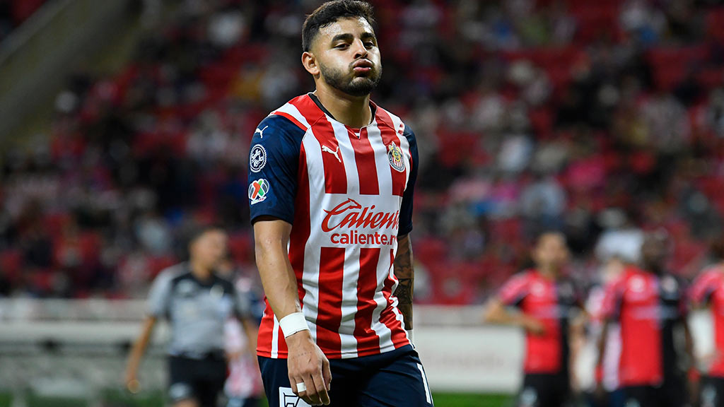 Liga MX: El polémico video por el qué Alexis Vega de Chivas fue sancionado