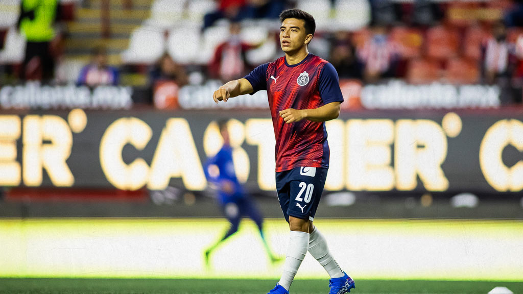 Chivas busca acomodo para varios futbolistas en el Clausura 2022