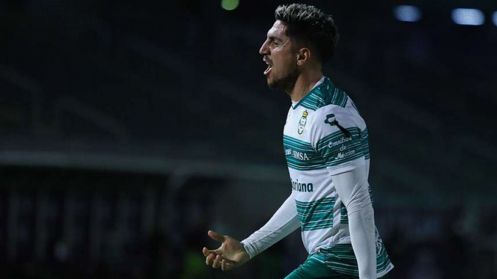 Diego Valdés, el futbolista del momento con Santos Laguna