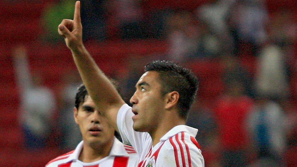 Marco Fabián en una de sus etapas con las Chivas de Guadalajara