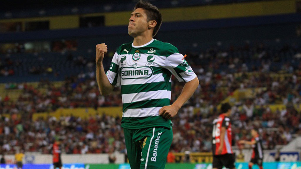 Santos Laguna, el único equipo que hizo caja con Oribe Peralta