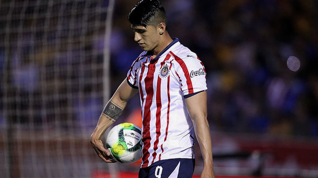 La demanda de Alan Pulido en contra de Chivas tiene una ruptura en la relación 