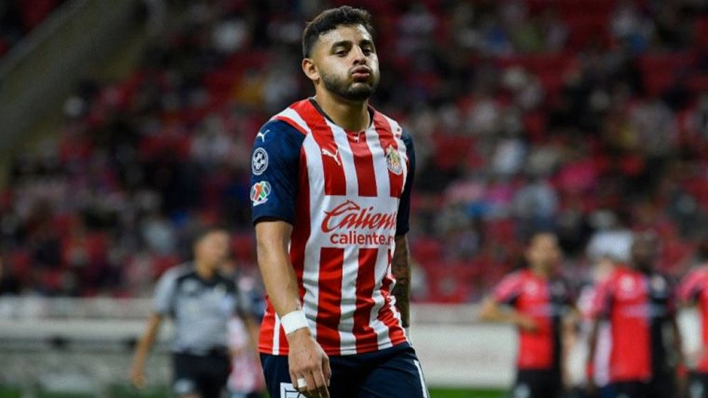 Caso Alexis Vega: El sueldo que exige; Chivas puede dejarlo sin Mundial