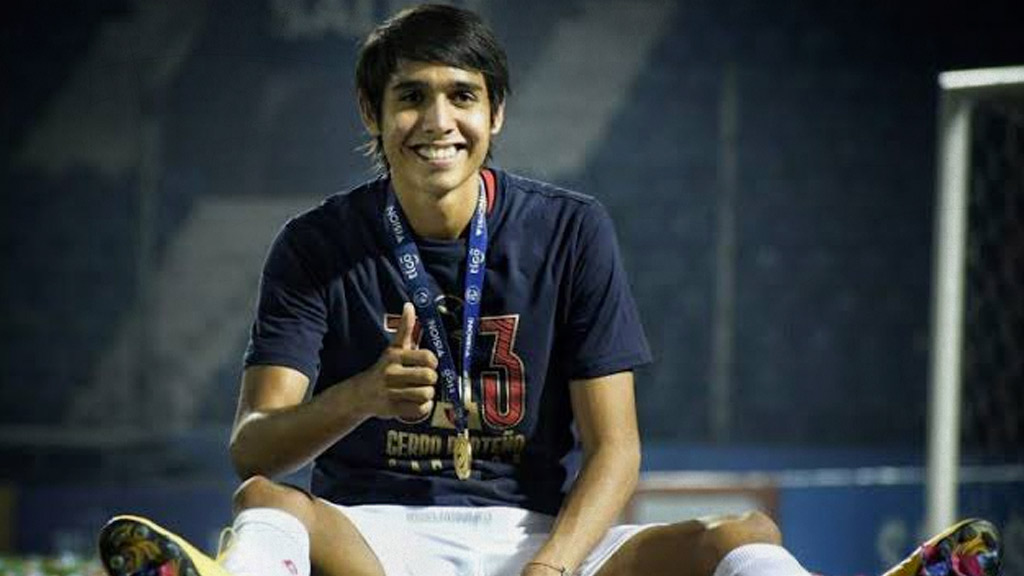 Cruz Azul: Los defensas centrales que quiere para Clausura 2022