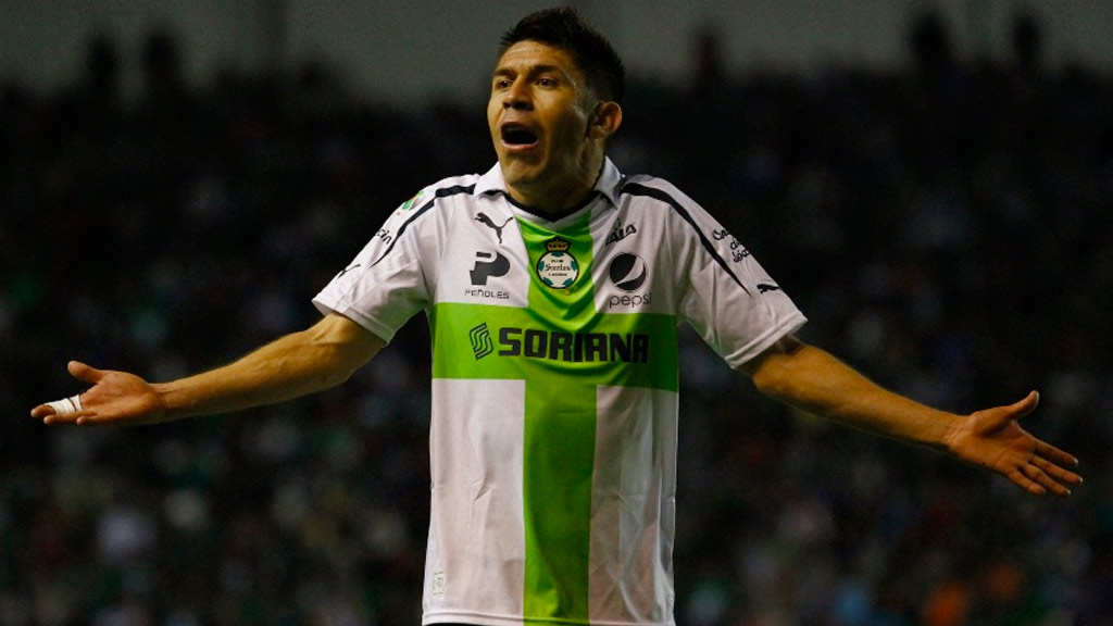 Oribe Peralta, uno de los negocios entre América y Santos