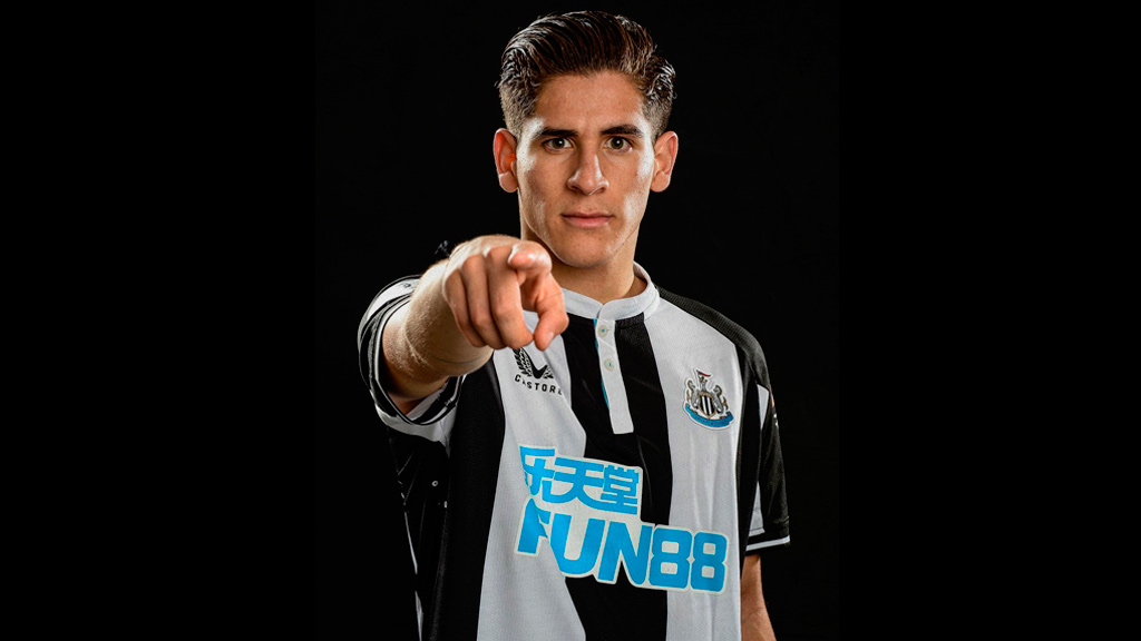 Santiago Muñoz no ha visto actividad con Newcastle United