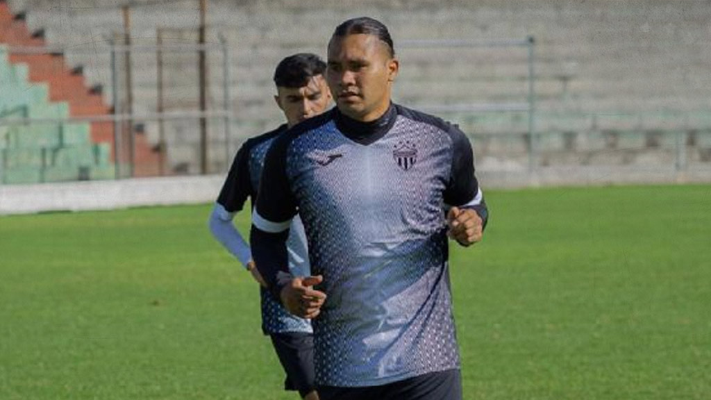 Carlos Gullit Peña podría quedar como futbolista libre