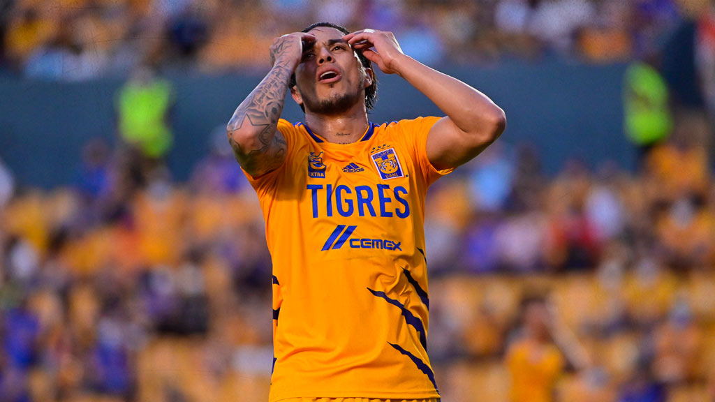 Finalmente Carlos Salcedo se va de Tigres UANL para fichar por Toronto FC