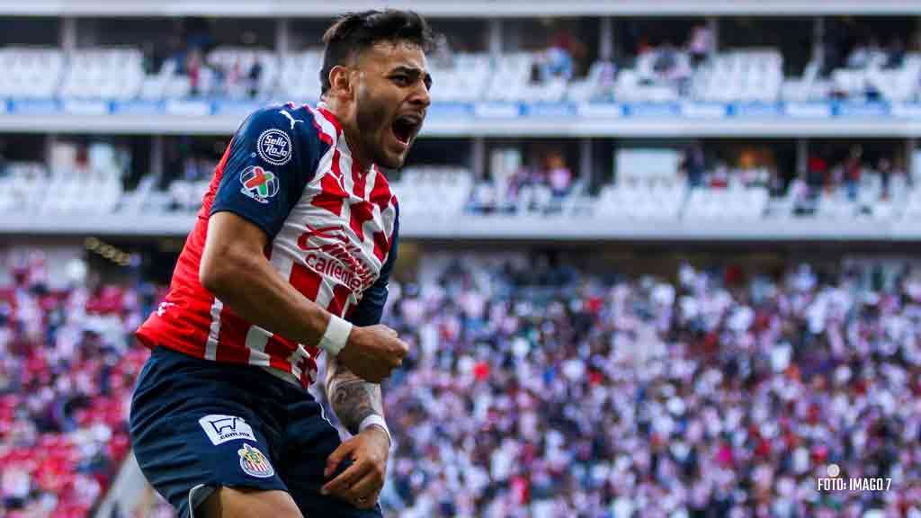 Chivas: El salario que recibirá Alexis Vega con su nuevo contrato