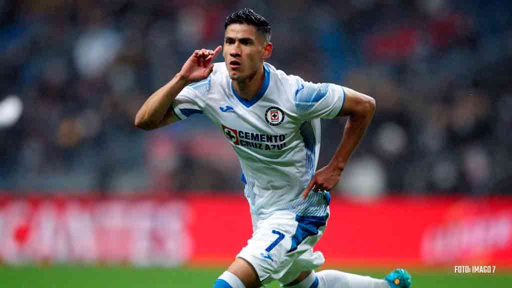 Cruz Azul: Antuna hizo en 2 partidos lo mismo que en un año con Chivas