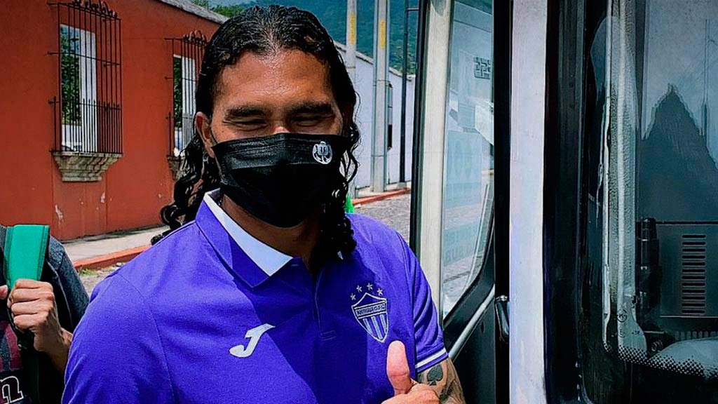 Gullit Peña puede convertirse en agente libre