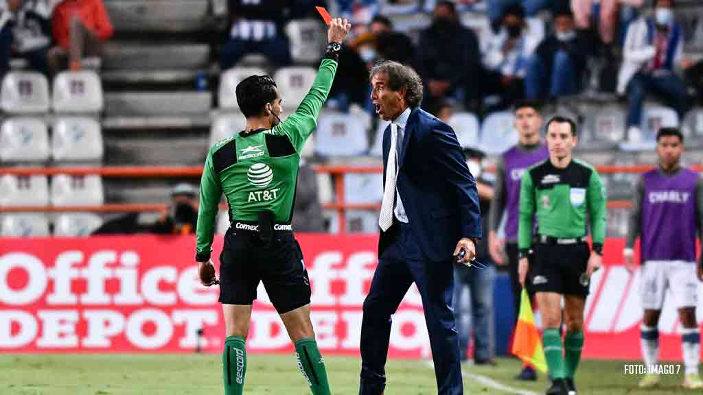 Liga MX: ¿Por qué Almada recibió dos juegos de suspensión y Solari solo un partido?