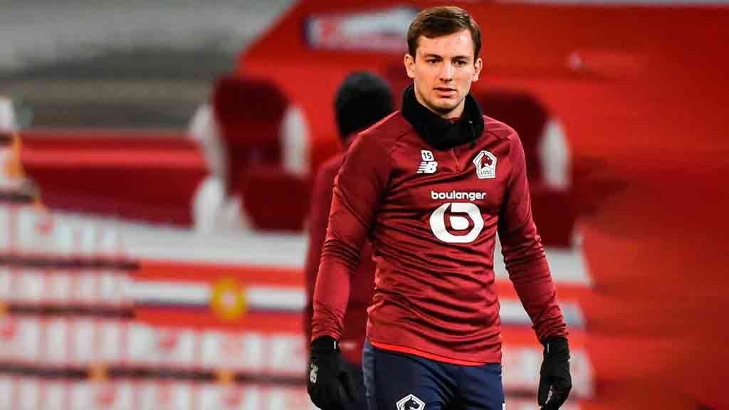 Pizzuto y otros jugadores que fueron a Europa pero su club no los debutó
