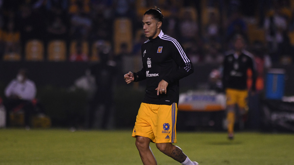 ¿Por qué Carlos Salcedo quiere salir de Tigres?