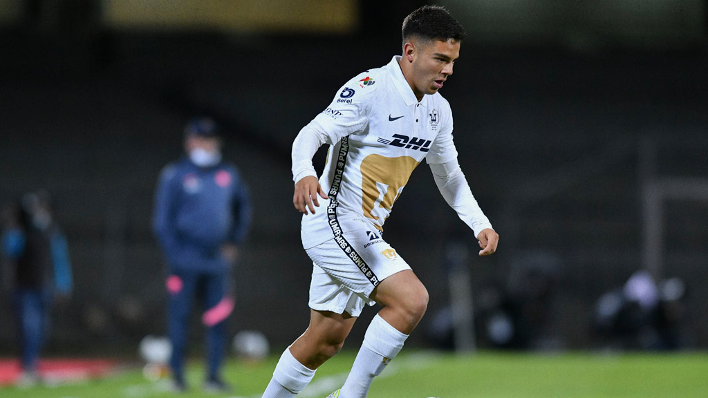 Pumas seguirá sin fichajes ante baja de Marco García