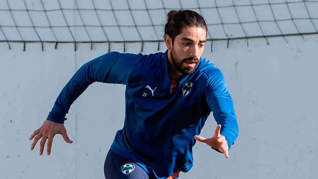 Rayados: Pizarro retrasaría su reaparición por Covid-19