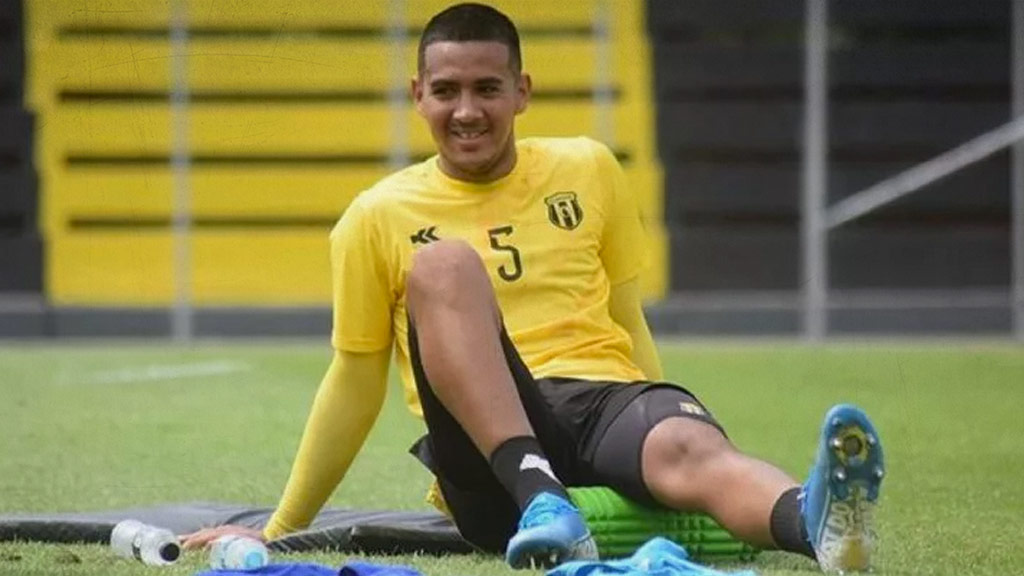 Roberto Fernández. defensa paraguayo que interesa a Cruz Azul