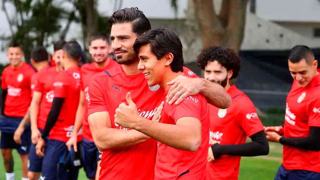 Chivas: Macías no estará ante Juárez, ¿cuándo debutará el delantero?
