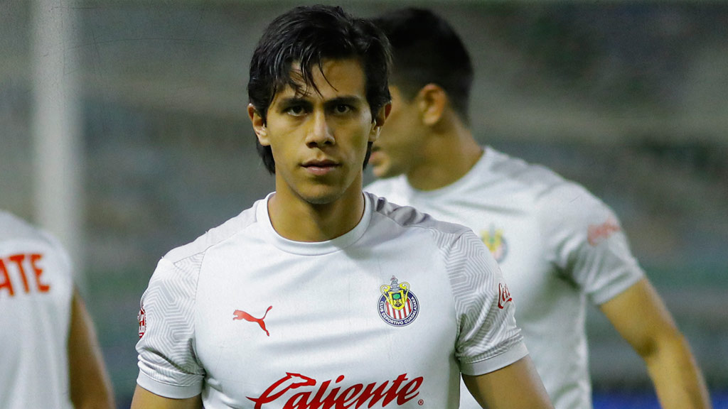 José Juan Macías se niega a volver con Chivas