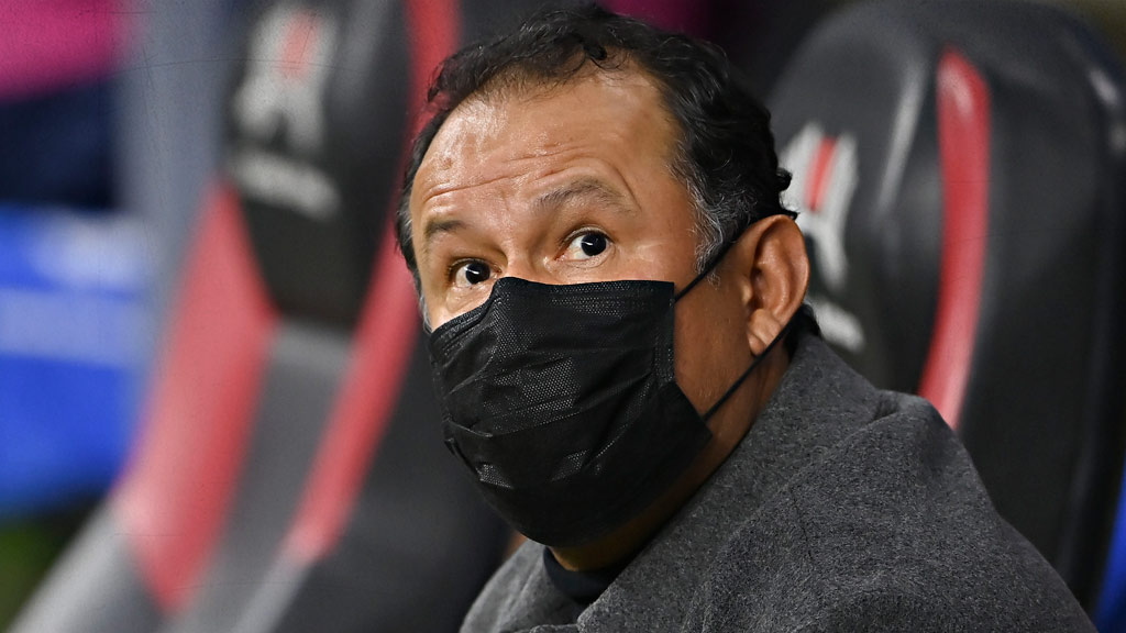 juan-reynoso-pone-su-renuncia-en-cruz-azul