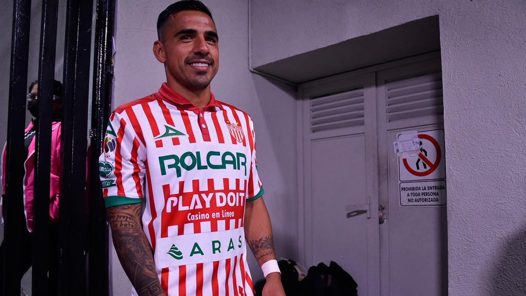 Alonso Escoboza, entre los futbolistas a préstamo en Necaxa